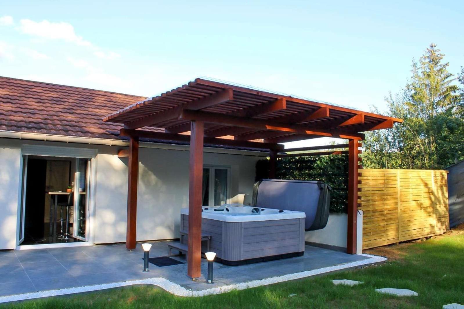 Sinalospa - Culiacan - Appartement Jardin Jacuzzi Sauna A 5 Minutes De Nancy Place Stanislas Champigneulles Eksteriør billede